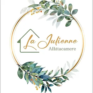 Affittacamere La Julienne, Napoli